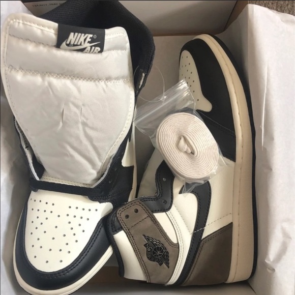 showing - Picture 5 of 7